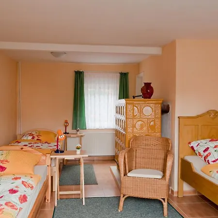 Quarto em Acomodações Particulares Zimmervermietung Hesse Walternienburg